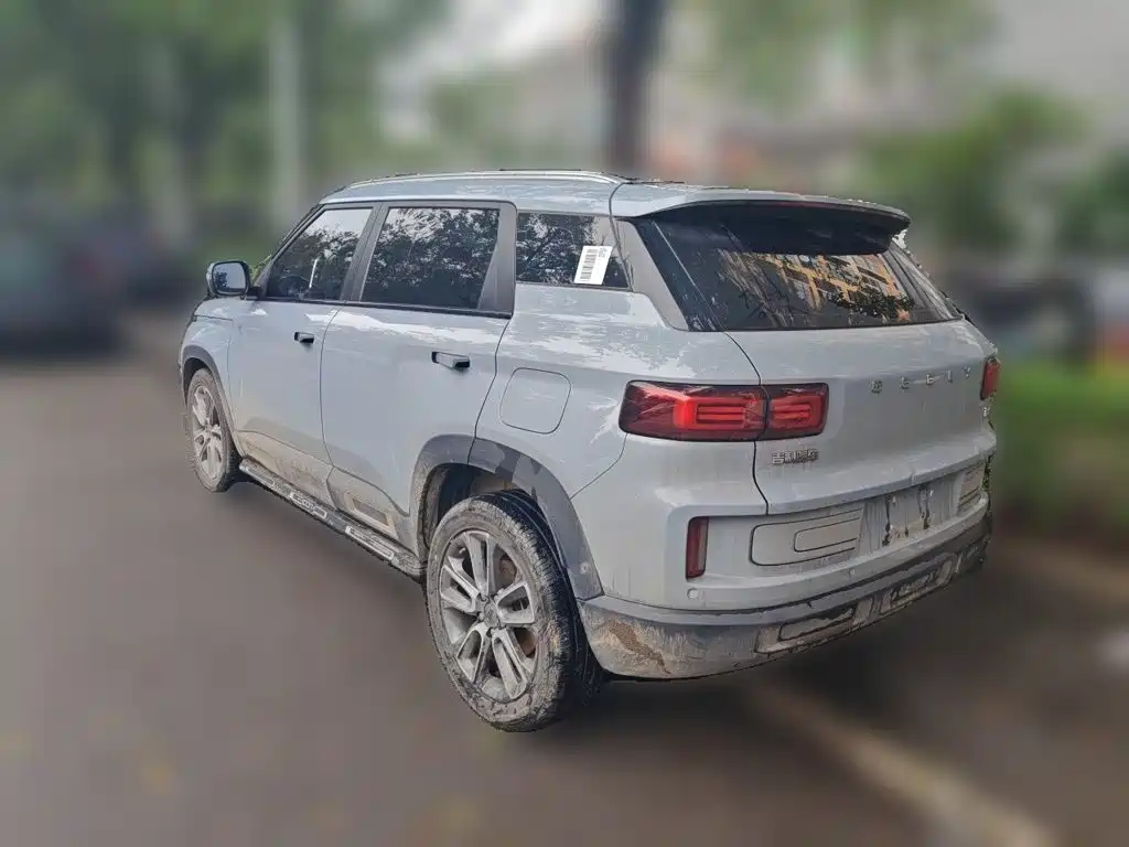 Geely Icon — фото 4