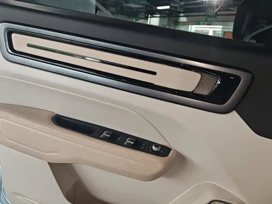 Geely Icon — фото 7
