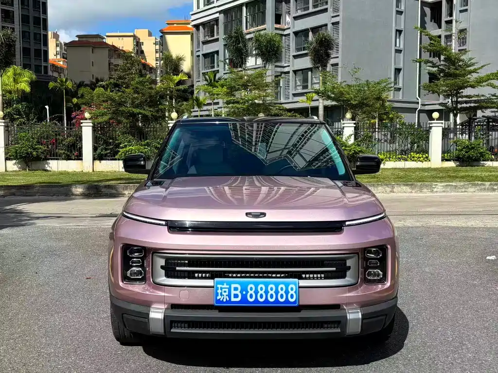 Geely Icon — фото 2