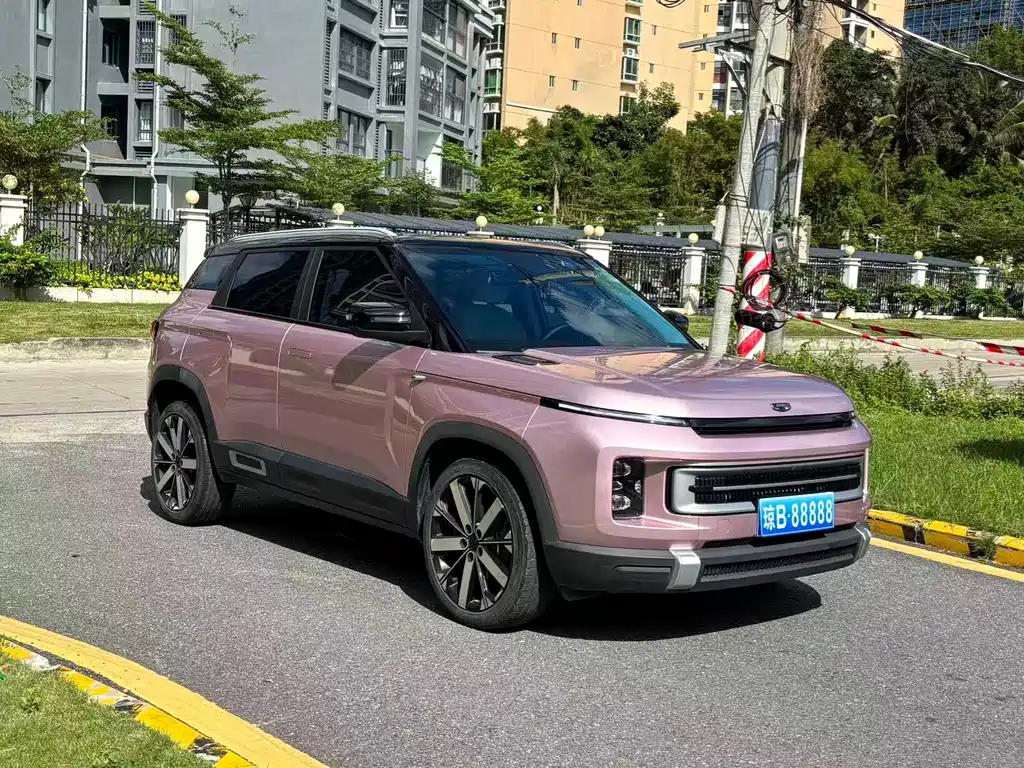 Geely Icon — фото 3
