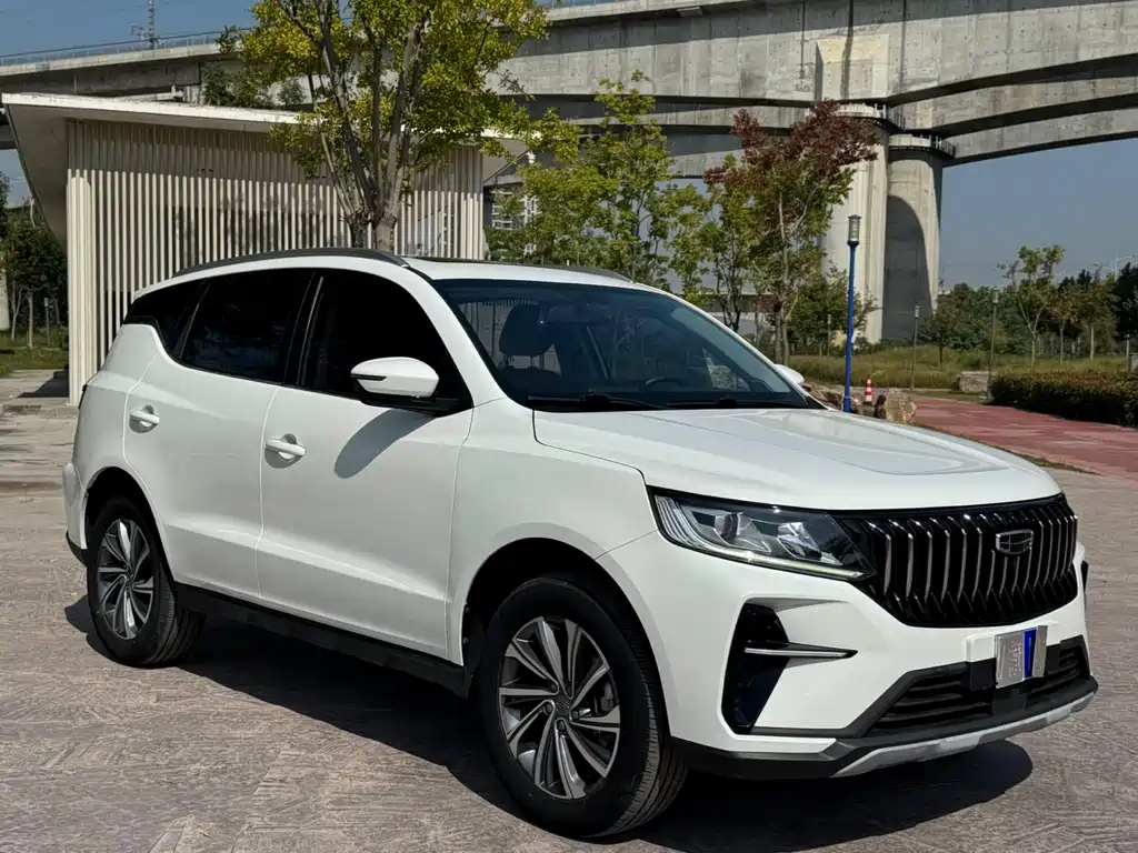 Geely Vision X6 — фото 3
