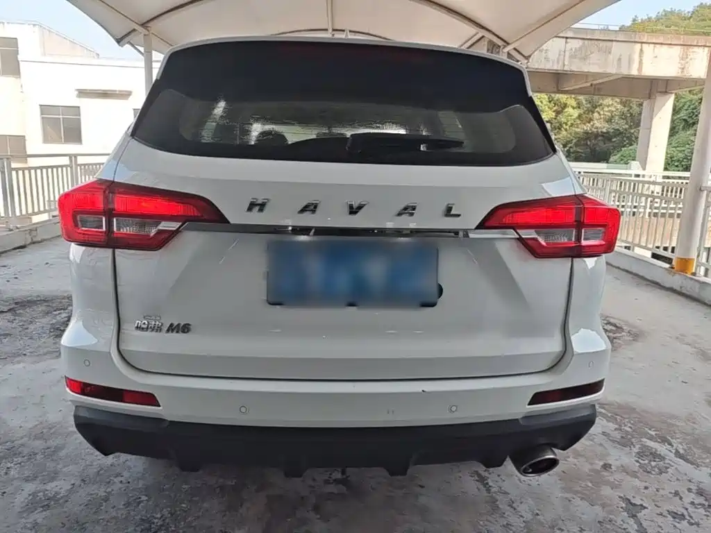 Haval M6 — фото 6
