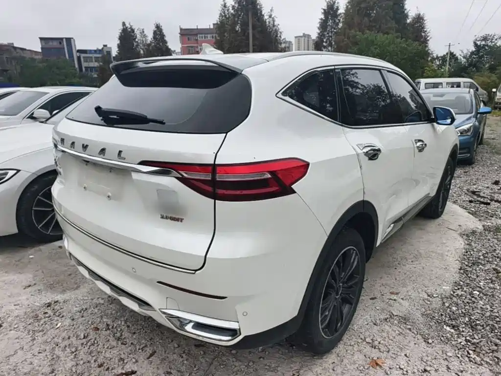 Haval F7 — фото 7