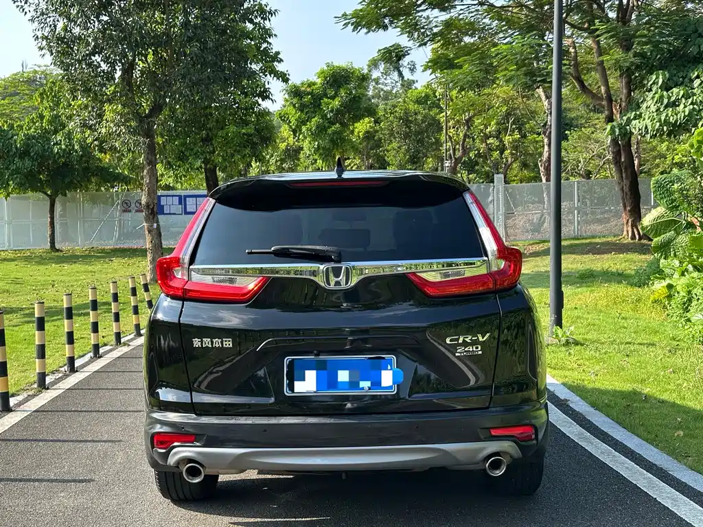 Honda CR-V — фото 8