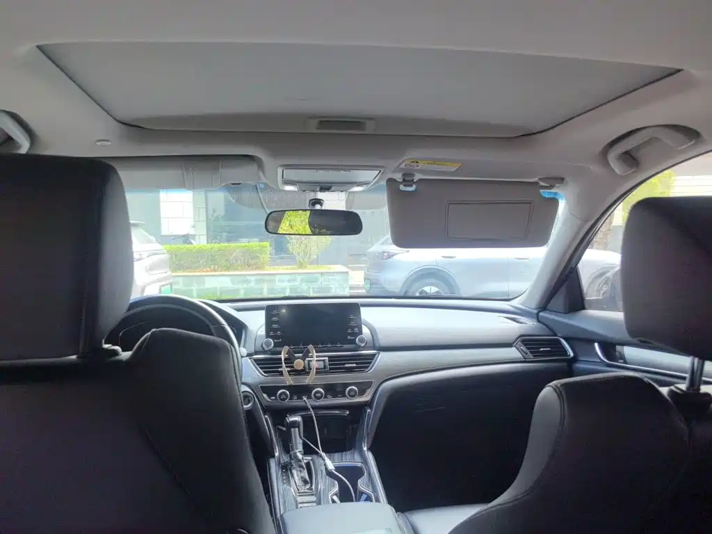 Honda Accord — фото 14