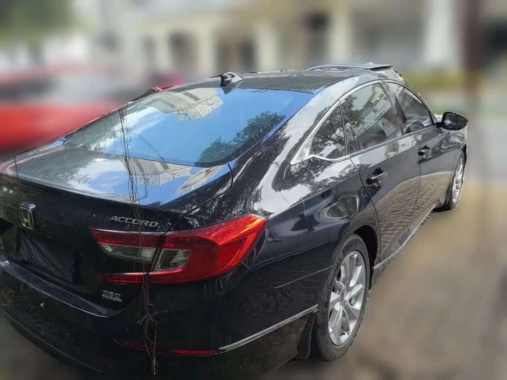 Honda Accord — фото 4