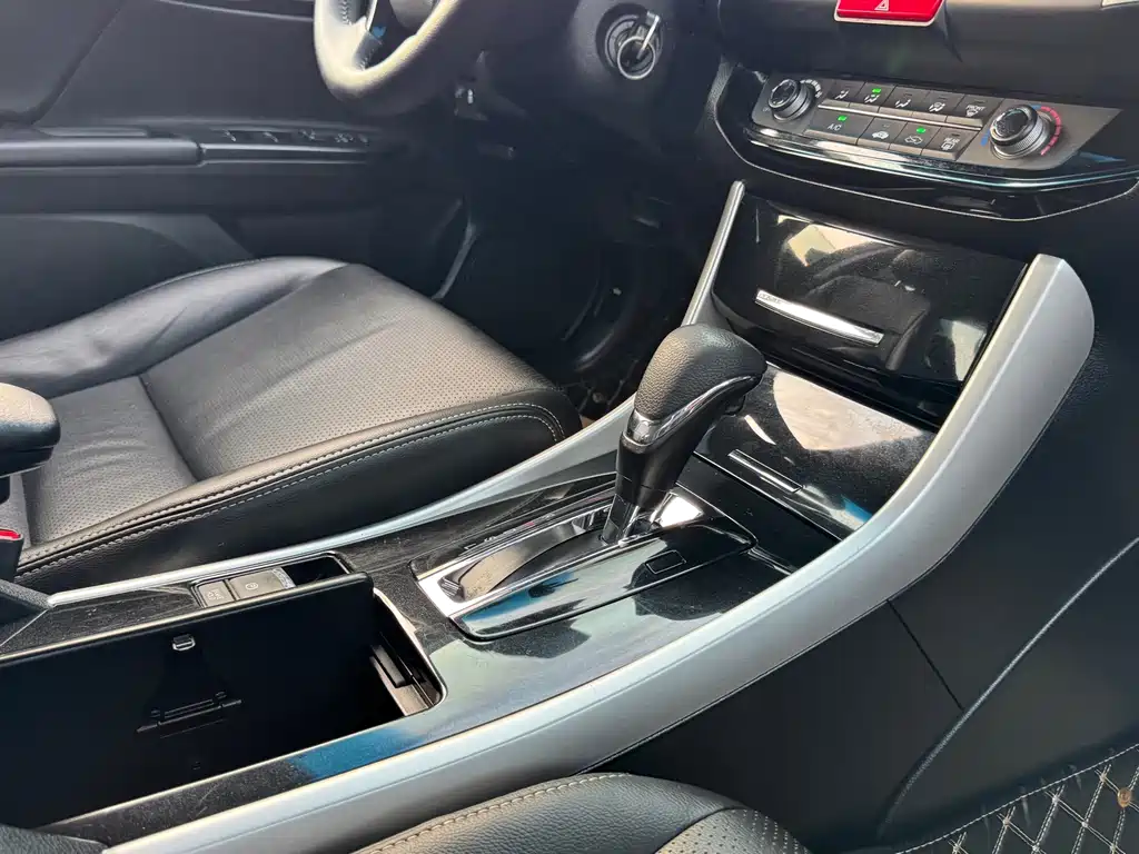 Honda Accord — фото 14