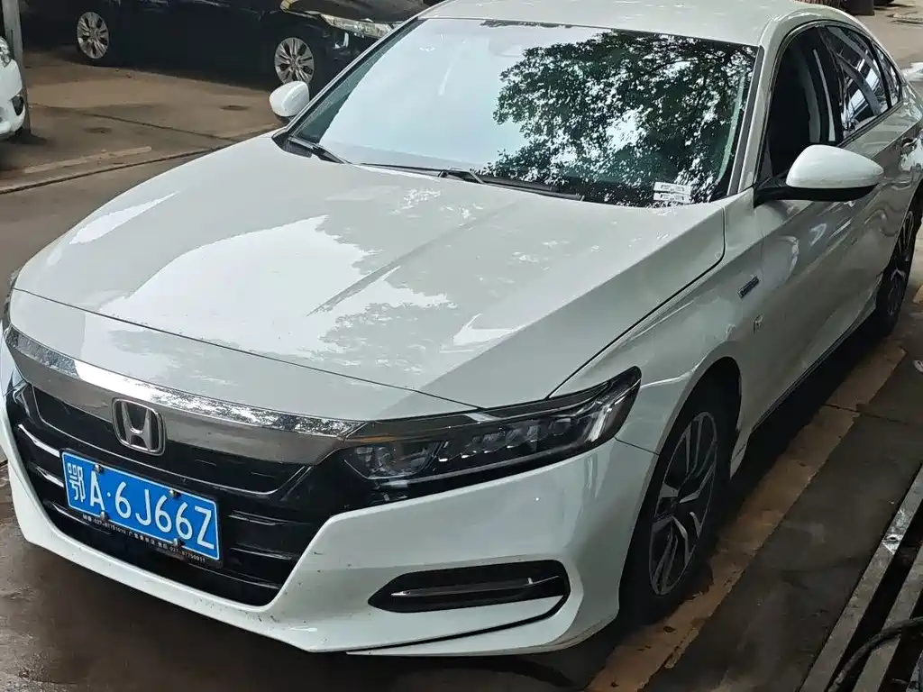 Honda Accord — фото 3
