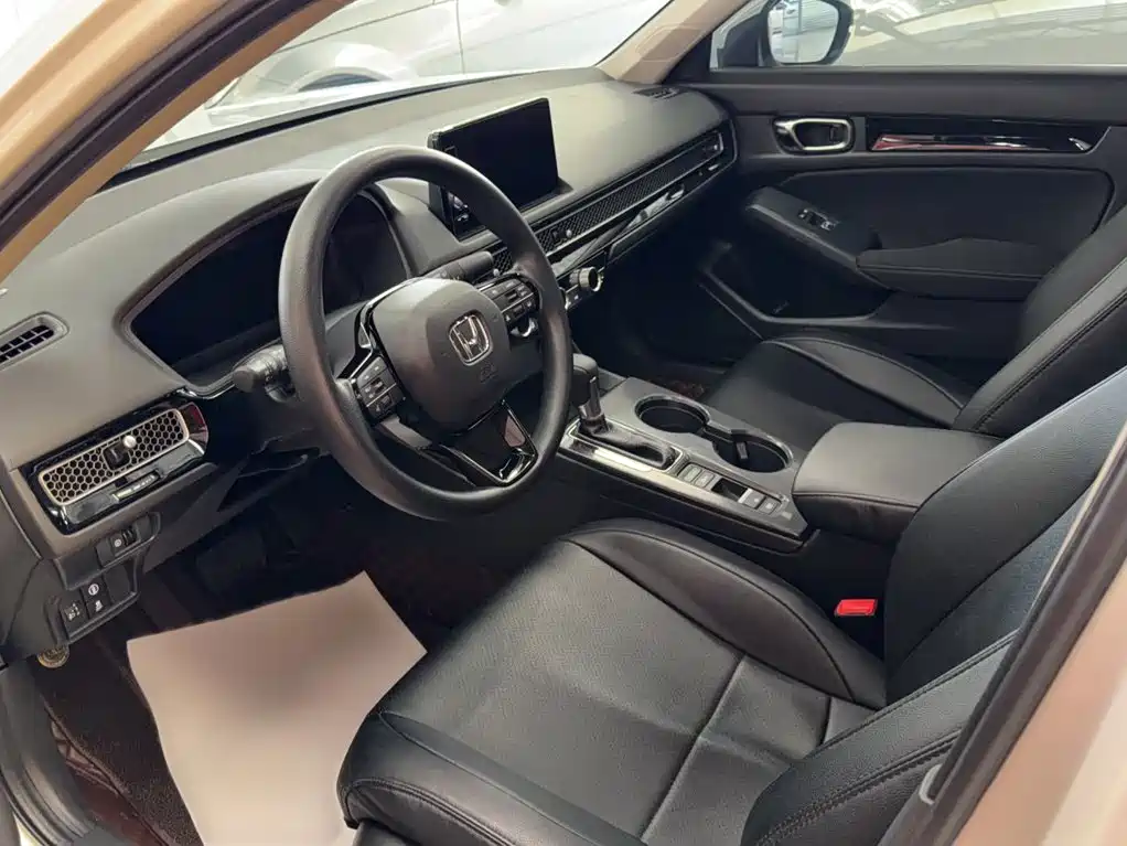 Honda Civic — фото 8