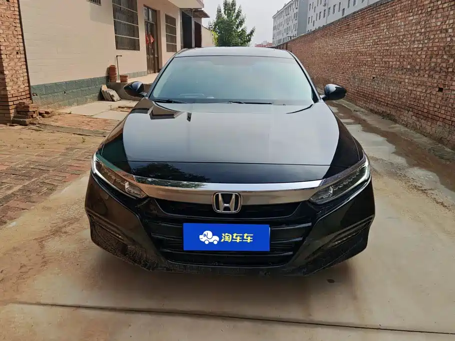 Honda Accord — фото 2