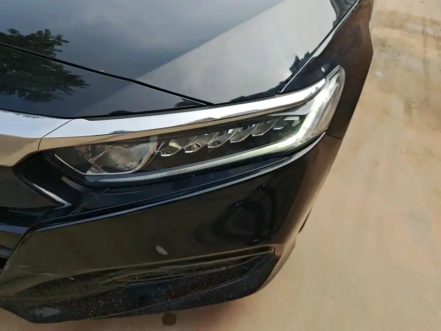 Honda Accord — фото 5