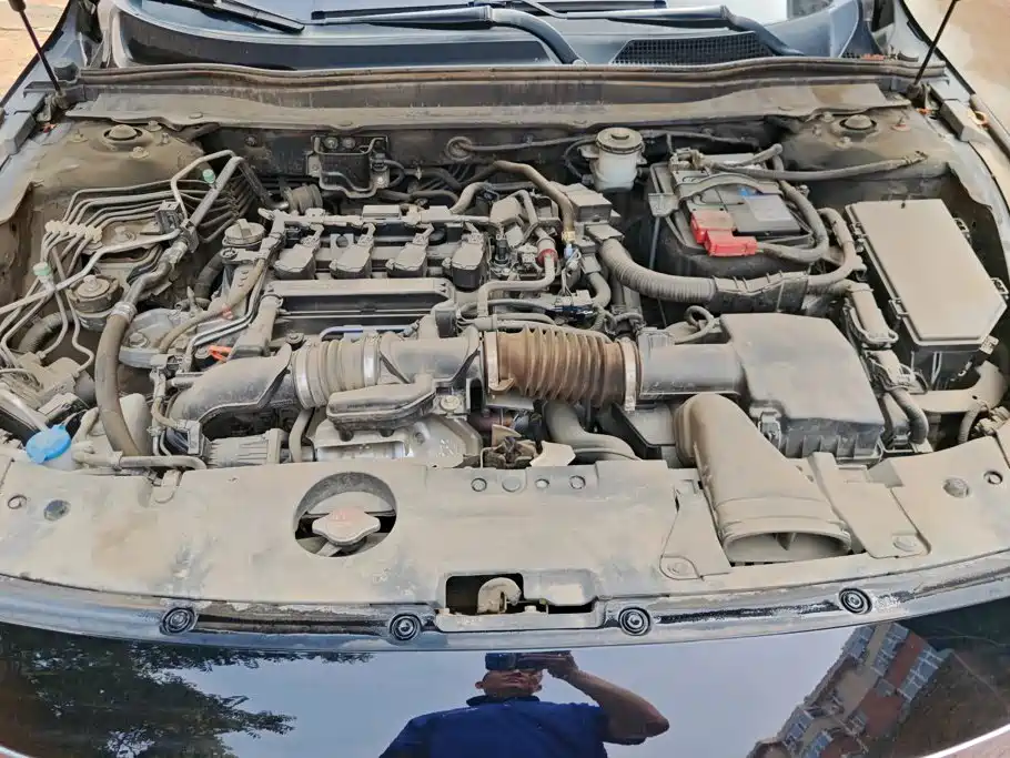 Honda Accord — фото 10