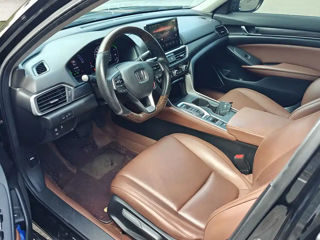 Honda Accord — фото 4