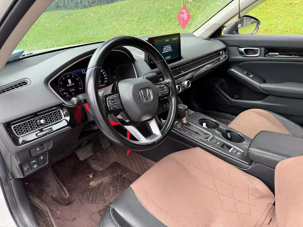 Honda Civic — фото 7