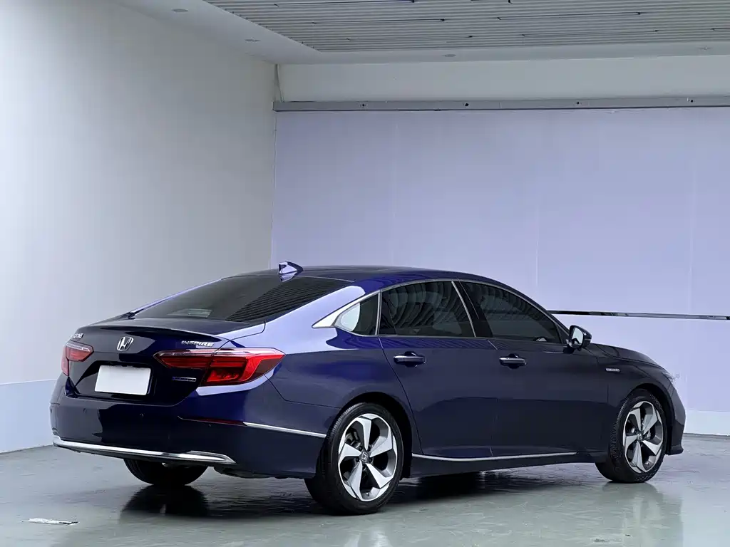 Honda Inspire — фото 6