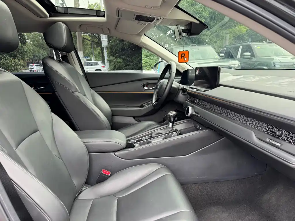 Honda Accord — фото 19