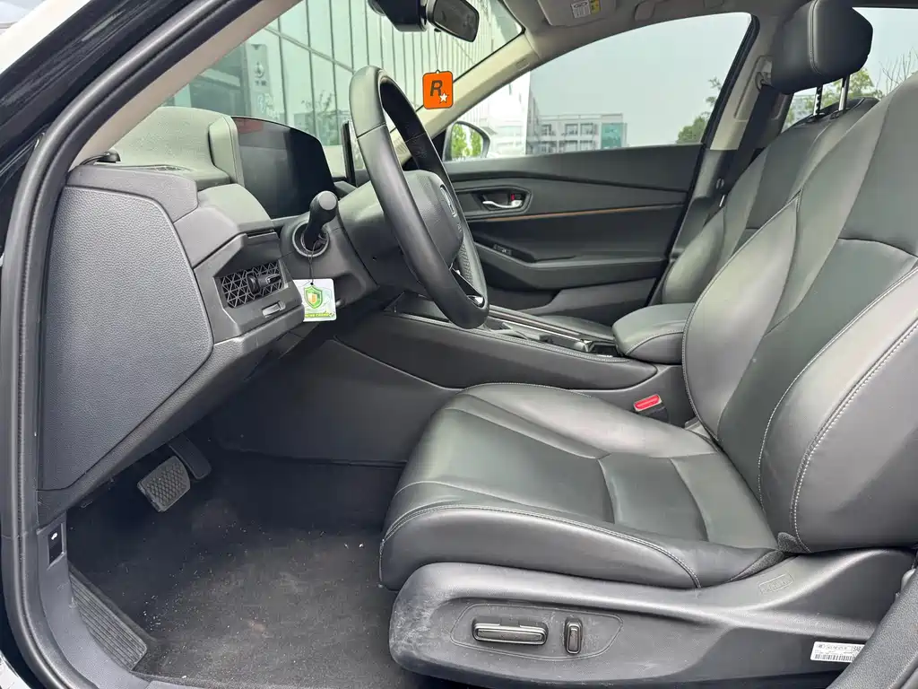 Honda Accord — фото 4