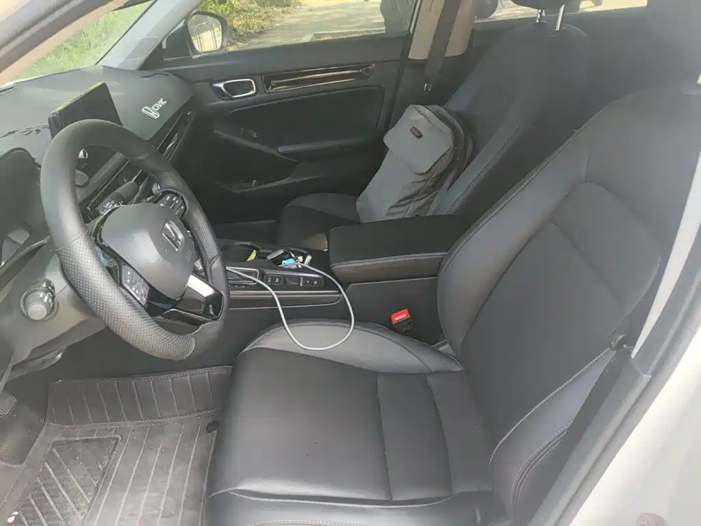 Honda Civic — фото 8