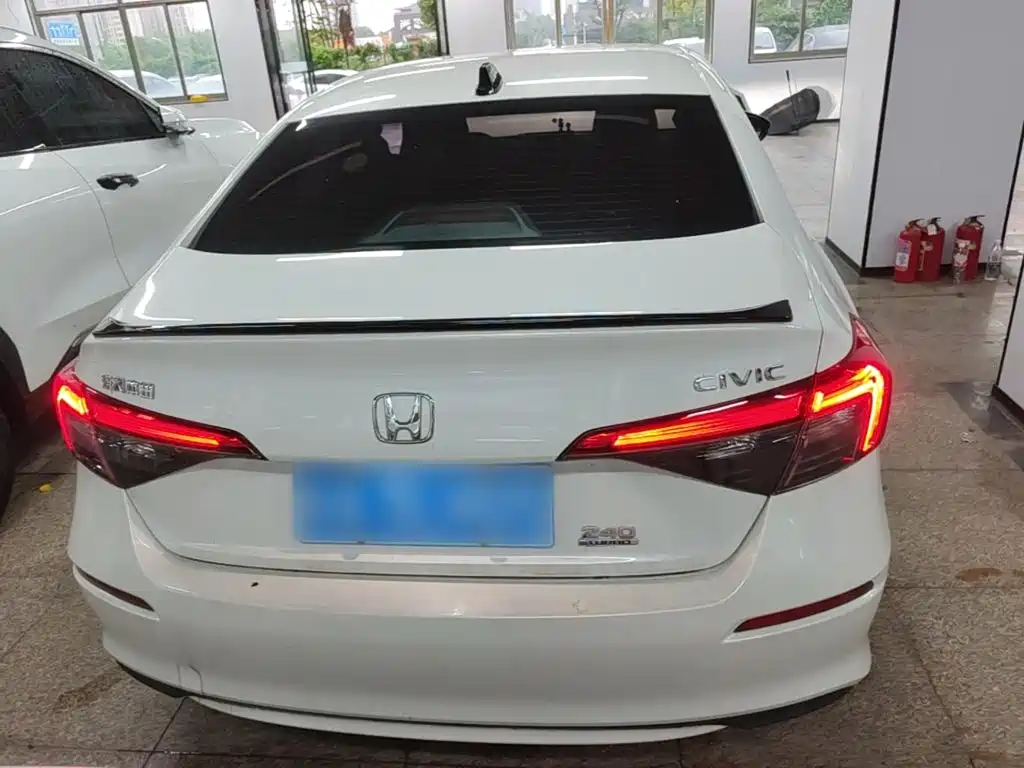 Honda Civic — фото 6