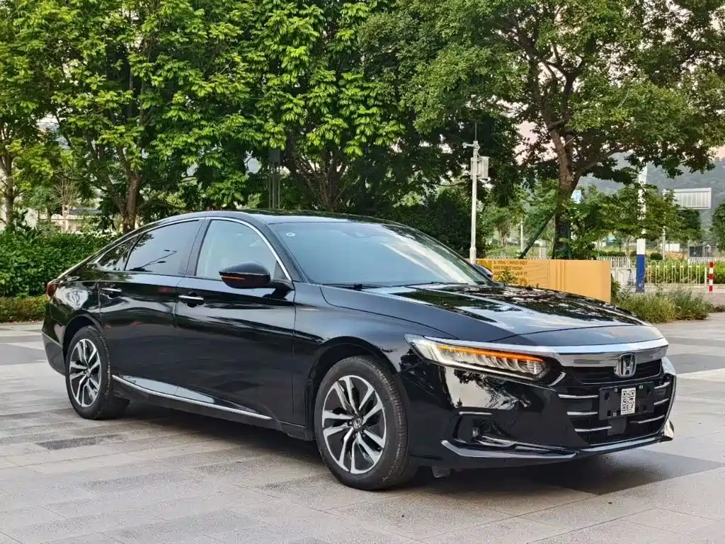 Honda Accord — фото 3