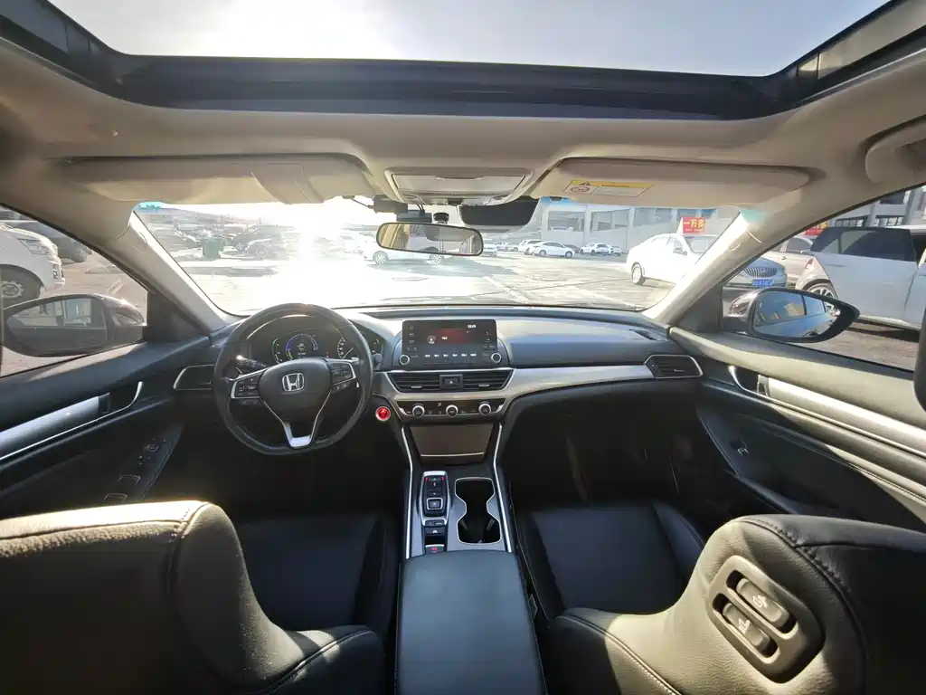 Honda Accord — фото 5