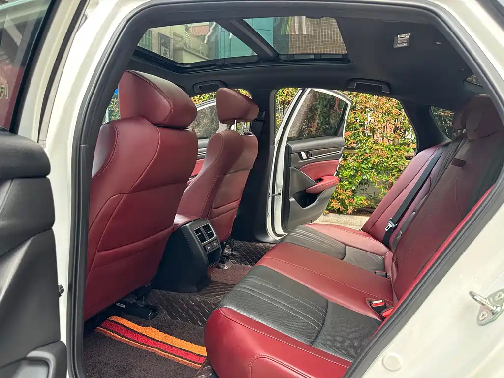 Honda Inspire — фото 15
