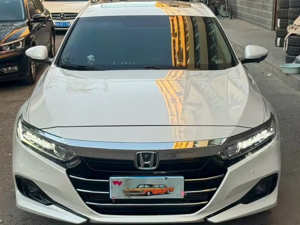Honda Accord — фото 2