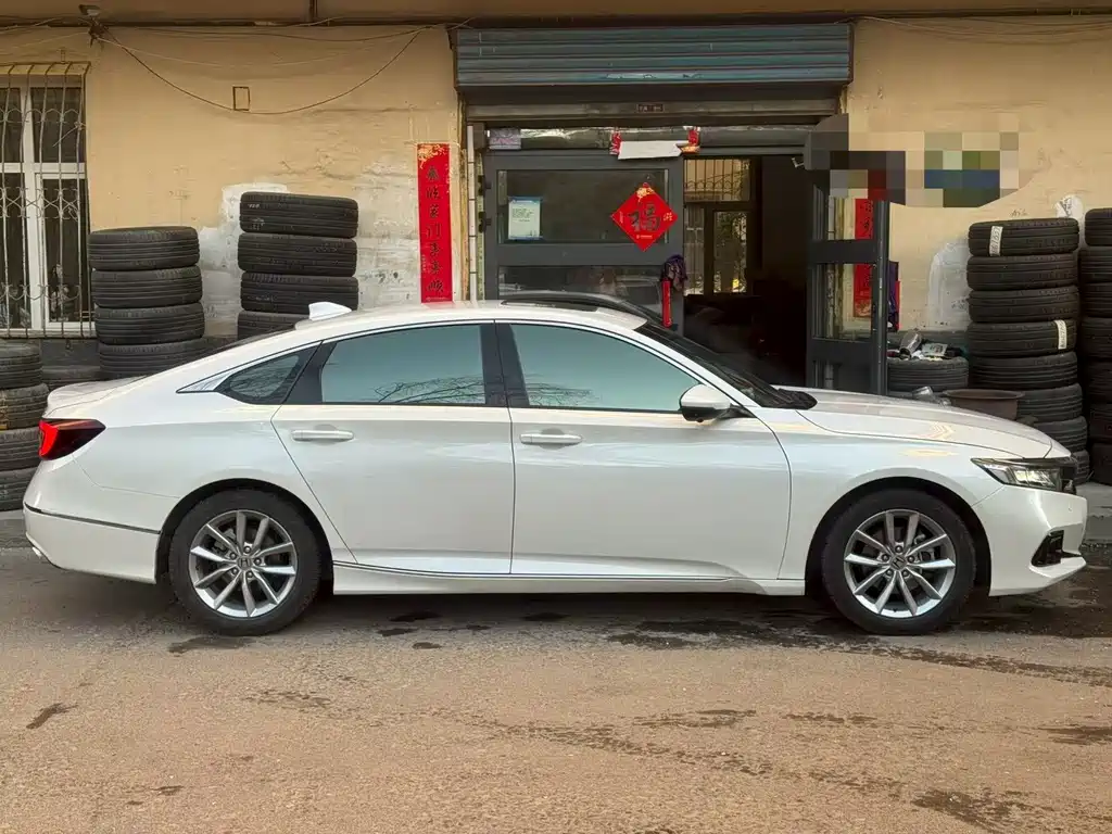 Honda Accord — фото 6