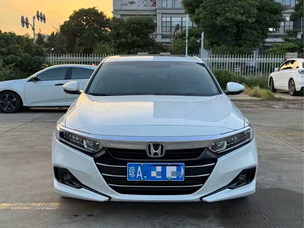 Honda Accord — фото 2