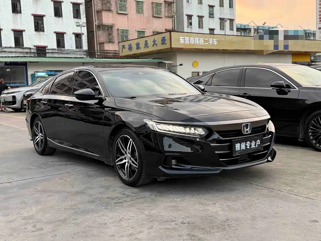 Honda Accord — фото 3