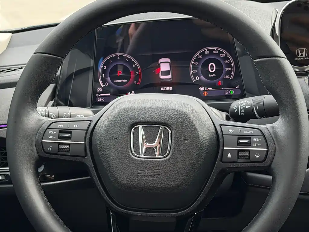 Honda Inspire — фото 18