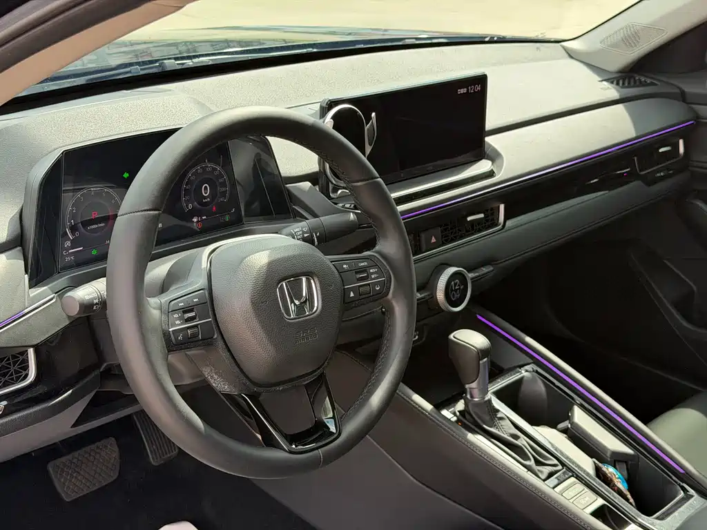 Honda Inspire — фото 8