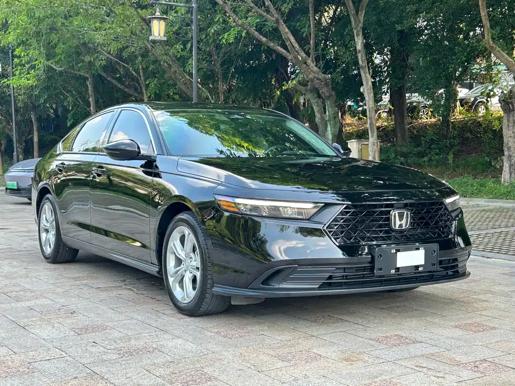 Honda Accord — фото 3