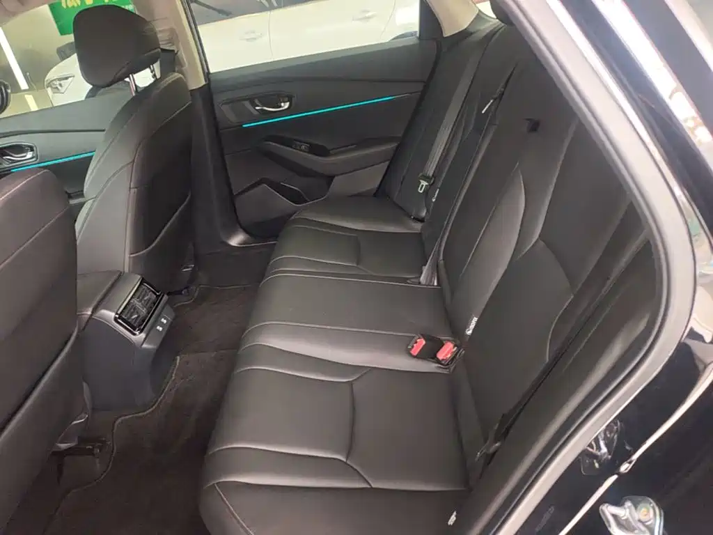Honda Accord — фото 13