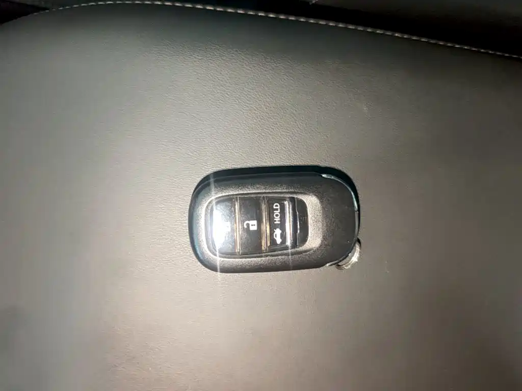 Honda Accord — фото 17