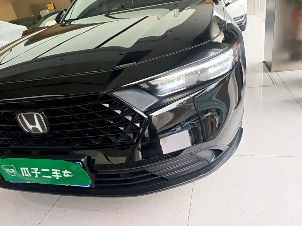 Honda Accord — фото 18