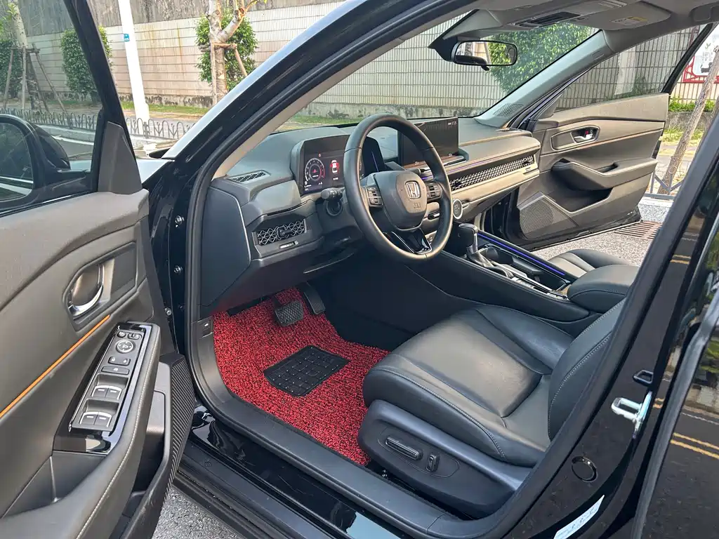 Honda Accord — фото 4