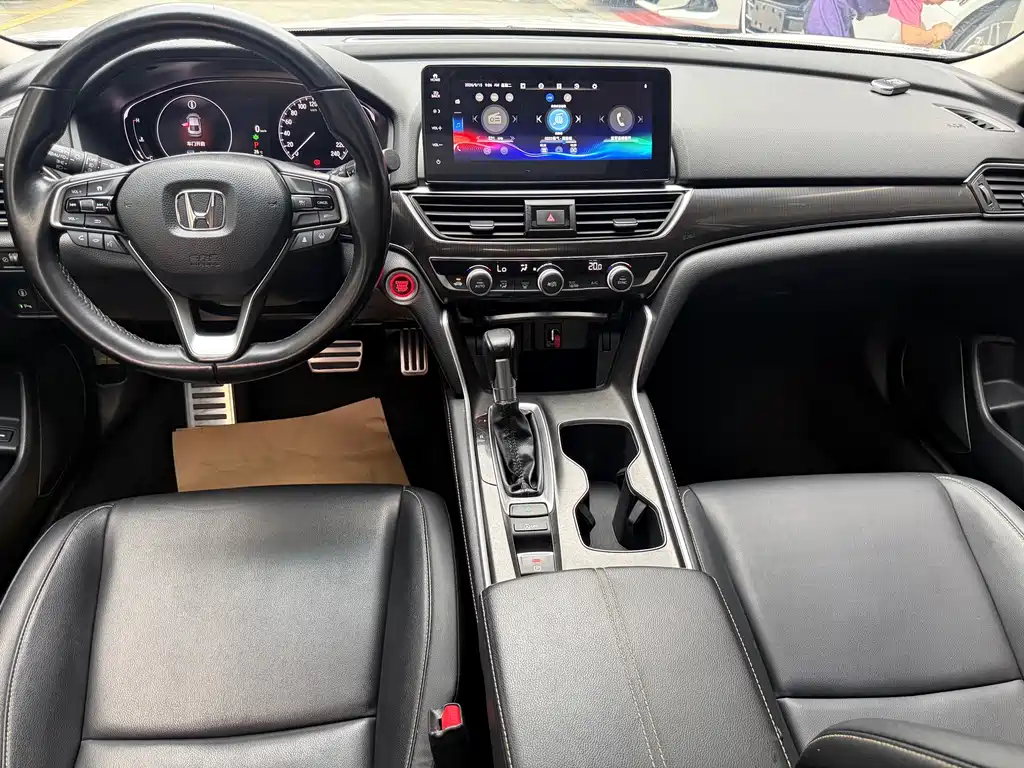 Honda Accord — фото 5