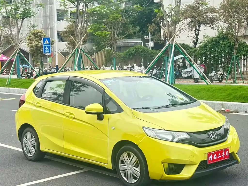 Honda Fit — фото 3