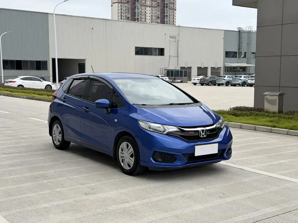 Honda Fit — фото 3
