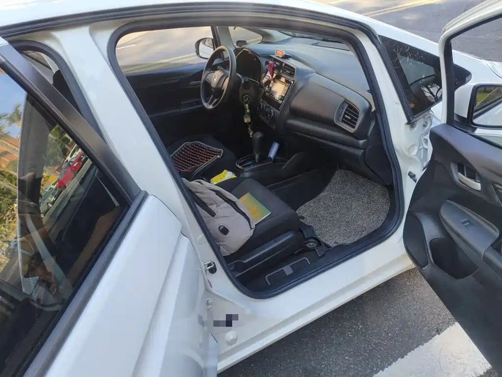 Honda Fit — фото 19