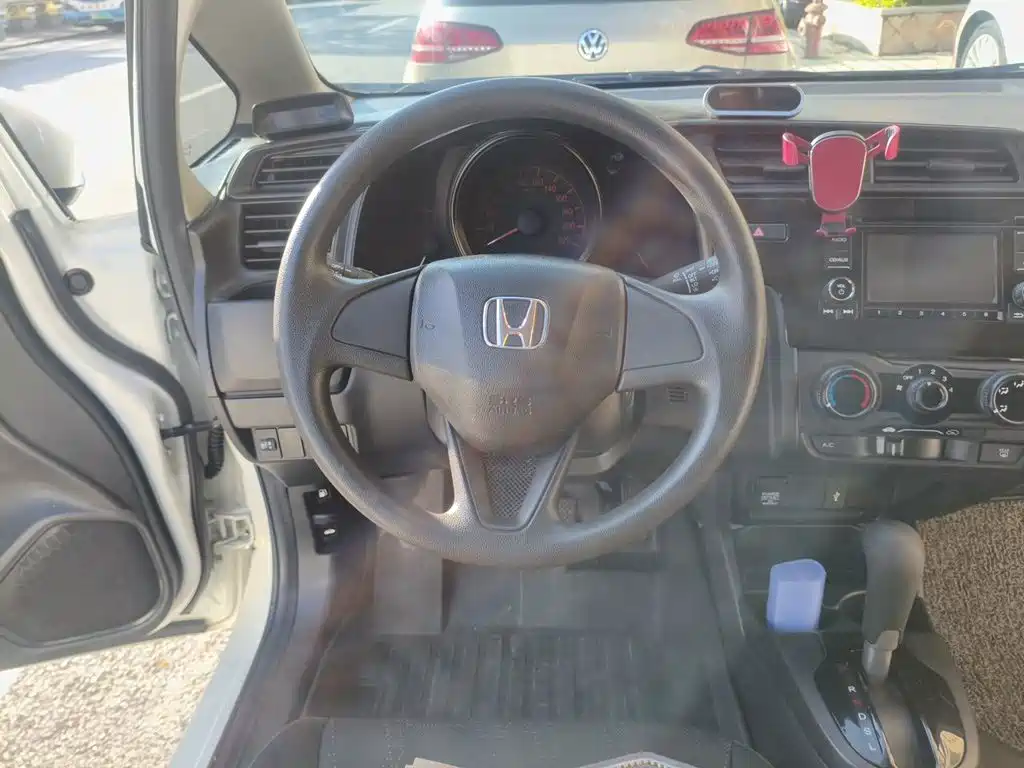 Honda Fit — фото 6