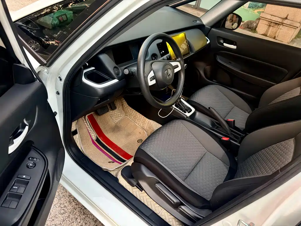 Honda Fit — фото 6