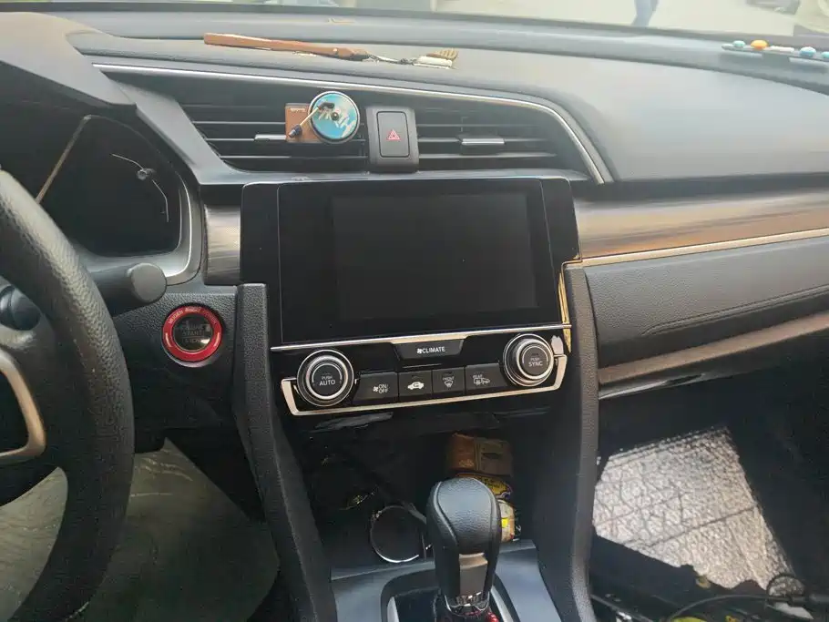 Honda Civic — фото 13