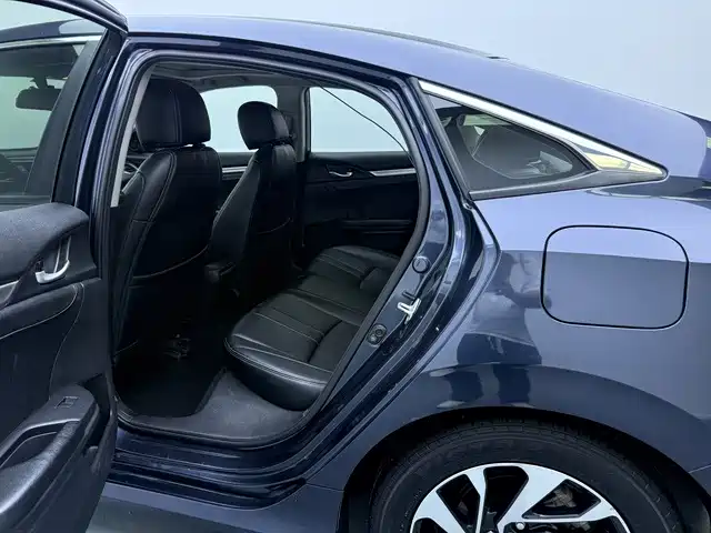 Honda Civic — фото 15