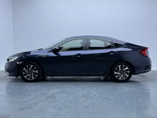 Honda Civic — фото 6