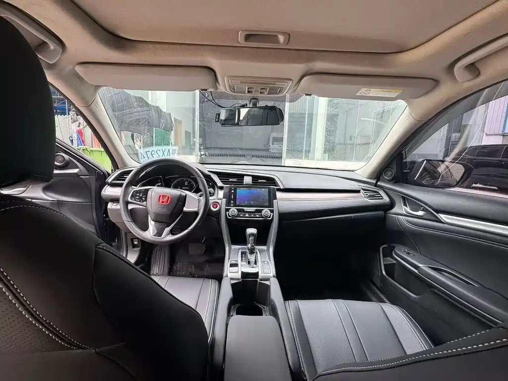 Honda Civic — фото 6