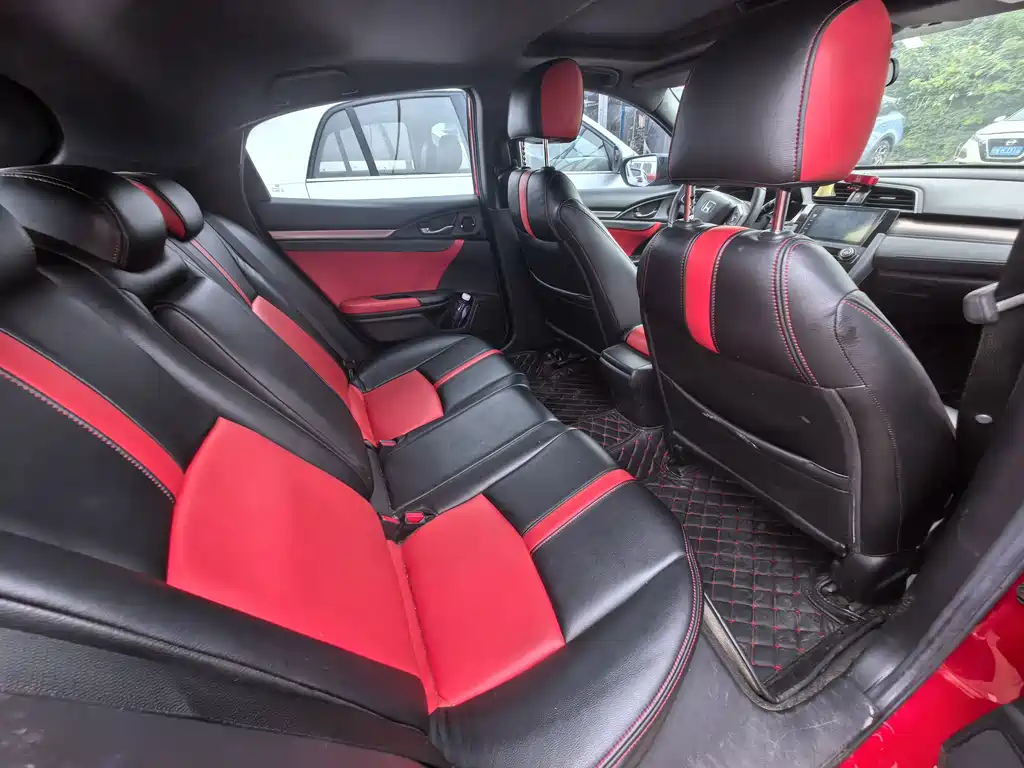 Honda Civic — фото 14