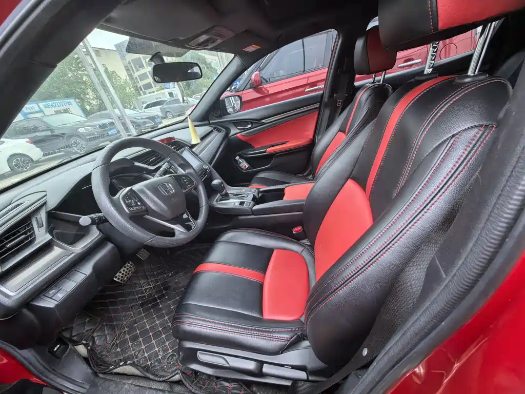 Honda Civic — фото 7