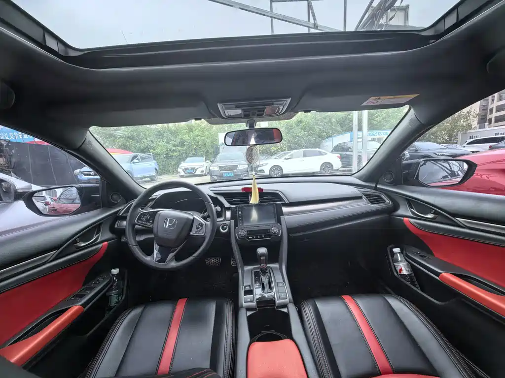 Honda Civic — фото 9